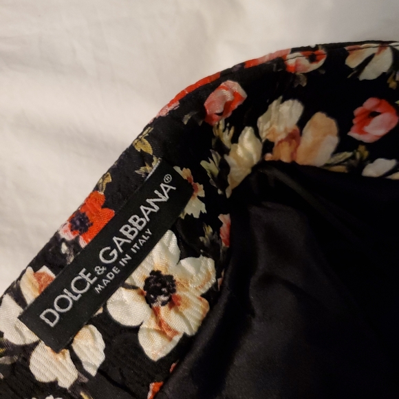 dolce Gabbana pencil skirt - Picture 2 of 4